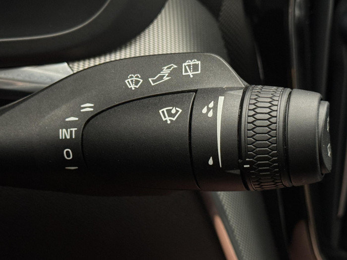 Volvo XC60 B4 AWD PLUS DARK AUT 1. maj