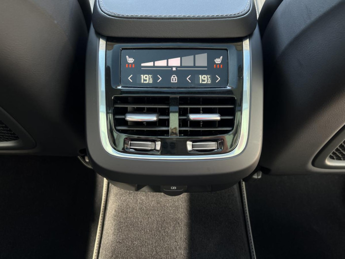 Volvo V90 CROSS COUNTRY B5 AWD Aut 1.maj