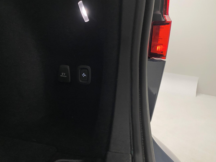 Volvo V60 T8 AWD PLUG-IN BRIGHT ULTRA CZ