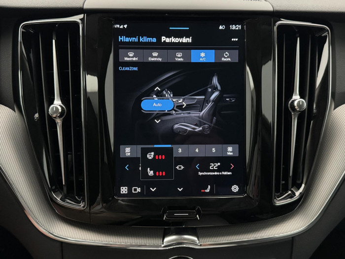 Volvo XC60 T6 AWD RECHARGE PLUS DARK