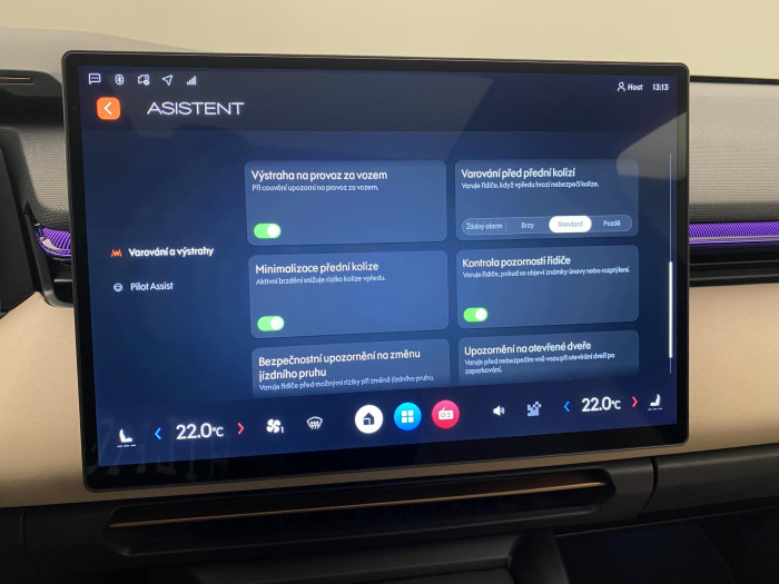 Lynk & Co 08 MORE PHEV