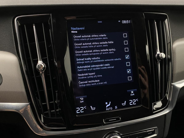 Volvo V90 B4 MOMENTUM AUT REZERVECE 2.0 Momentum
