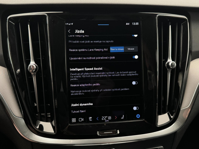 Volvo V60 CC B5 AWD PLUS AUT 1.maj