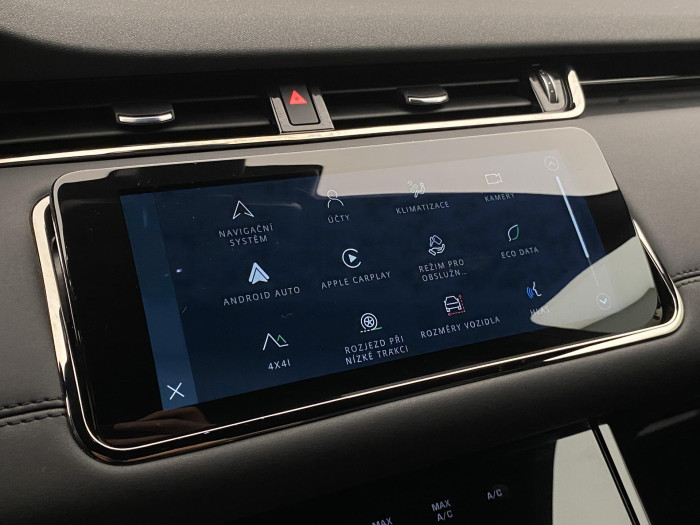 Land Rover Range Rover Evoque D200 SE AWD REZERVACE 2.0 d SE