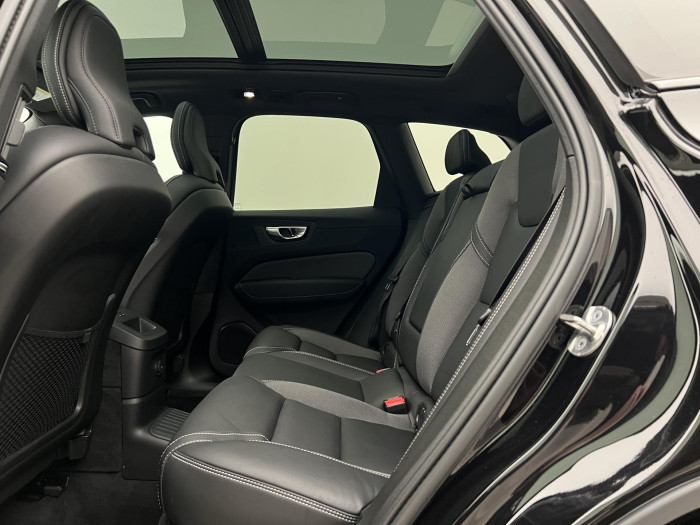 Volvo XC60 T6 AWD RECHARGE BLACK EDITION 2.0 Edition