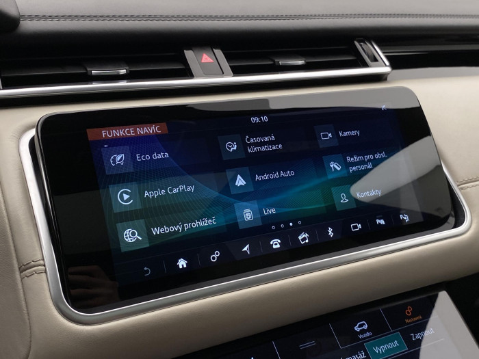 Land Rover Range Rover Velar D275 R-DYNAMIC AWD REZERVACE 3.0 d Dynamic