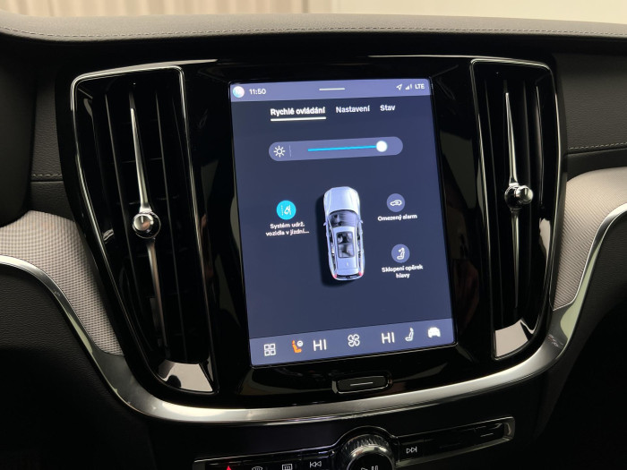 Volvo V60 B4 ULTRA DARK AUT 1.maj.