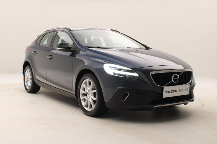 Volvo V40 CC T3 MOMENTUM AUT CZ NAVIGACE 1.5 CC CC Momentum