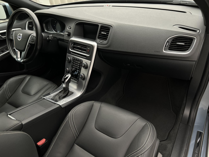 Volvo V60 D2 DYNAMIC EDITION AUT 1.maj. 2.0 d Dynamic Edition