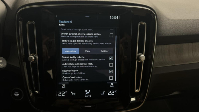 Volvo XC40 T5 TWINe INSCRIPTION REZERVACE