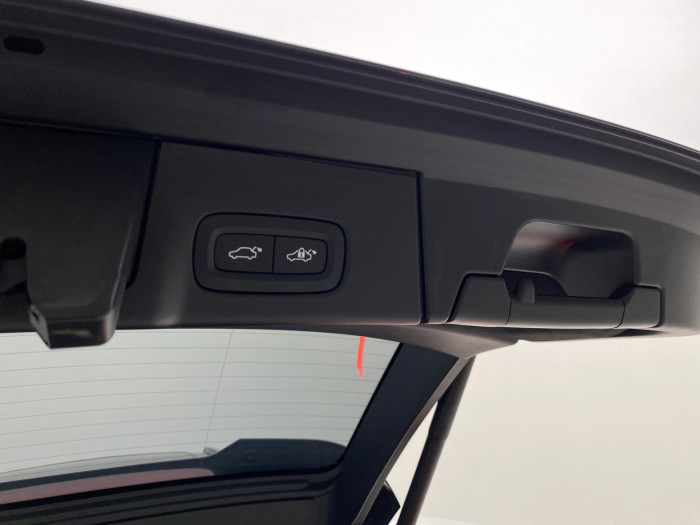 Volvo V90 T6 AWD DARK PLUS AUT