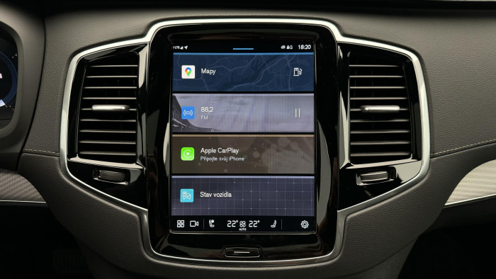 Volvo XC90 B5 AWD ULTIMATE REZERVACE