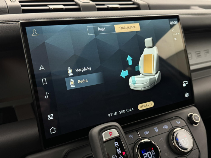 Land Rover Defender OCTA P635