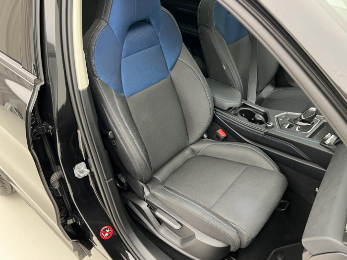 Lynk & Co 01 PHEV DCT 1.maj.