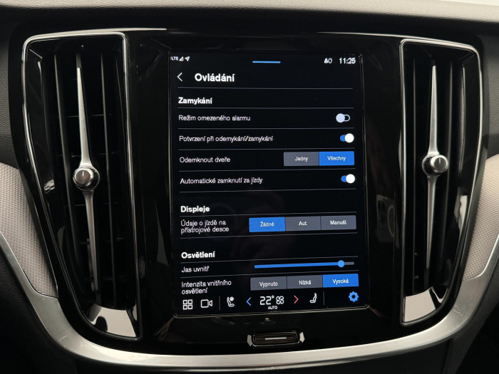 Volvo V60 CC B5 AWD PLUS BRIGHT AUT