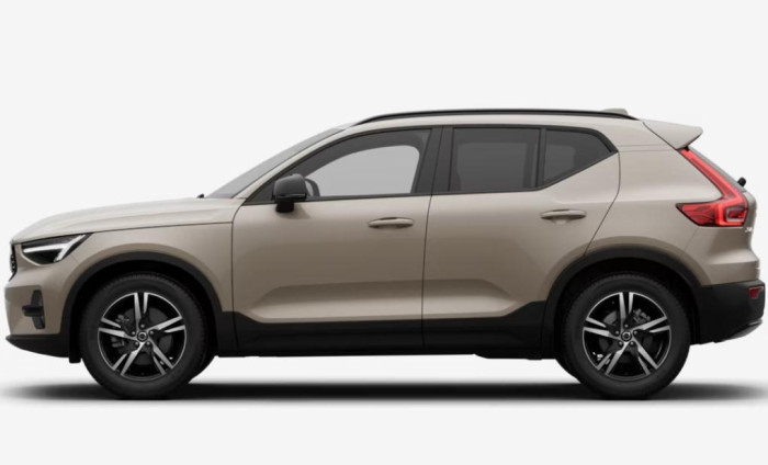 Volvo XC40 B3 AUT DARK PLUS
