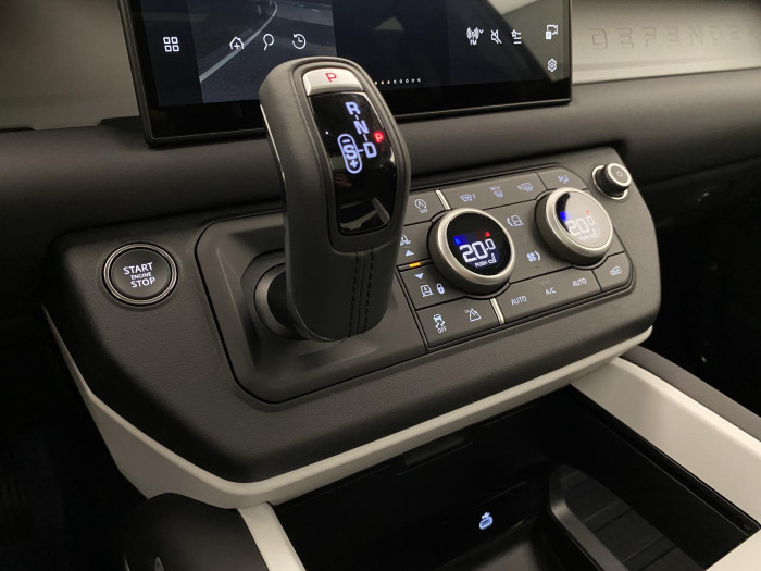 Land Rover Defender 110 D200 S AWD AUT 3.0 d