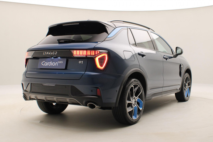 Lynk & Co 01 PHEV DCT REZERVACE