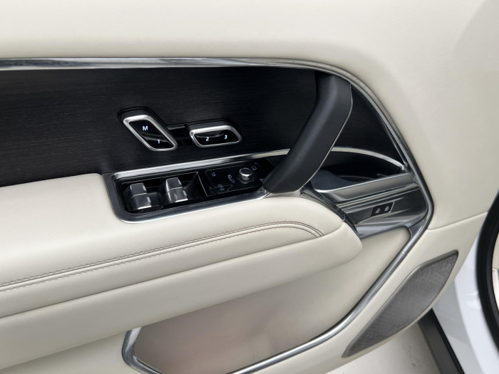 Land Rover Range Rover P550e AUTOBIOGRAPHY AWD AUT CZ