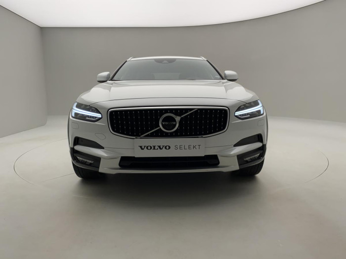 Volvo V90 CC D4 AWD PRO AUT REZERVACE 2.0 d CC CC