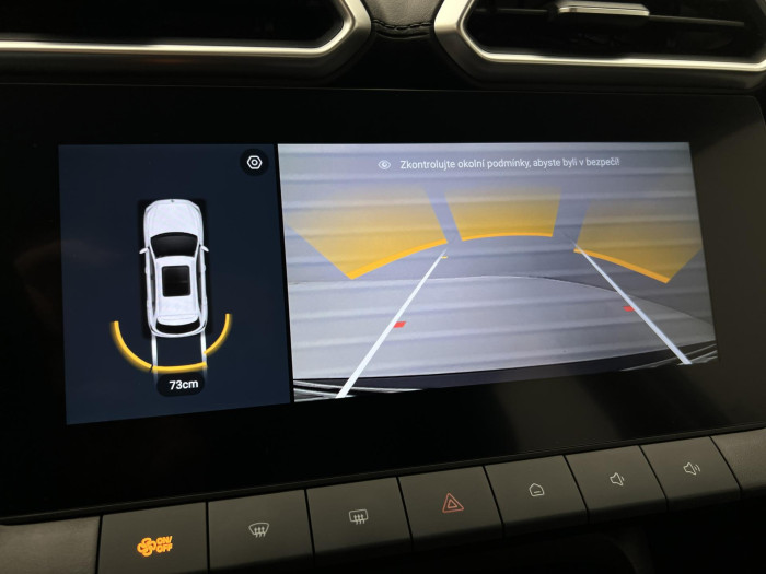 MG ZS 1.5 EXCITE CZ 1.maj.