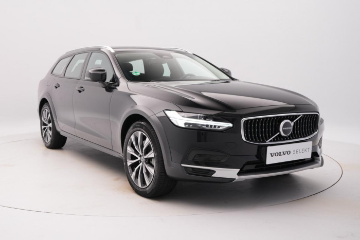 Volvo V90 CC B4 AWD PLUS AUT CZ 1.maj.