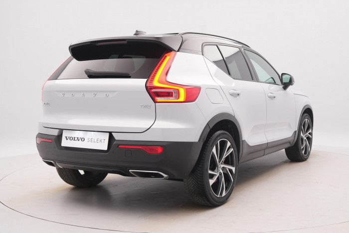 Volvo XC40 T4 R-DESIGN AUT