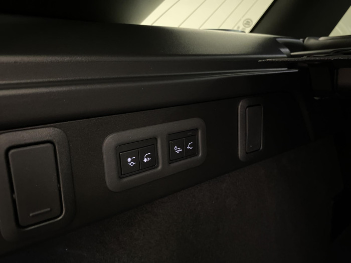 Land Rover Range Rover Velar D300 DYNAMIC SE AUT AWD 3.0 d Dynamic SE