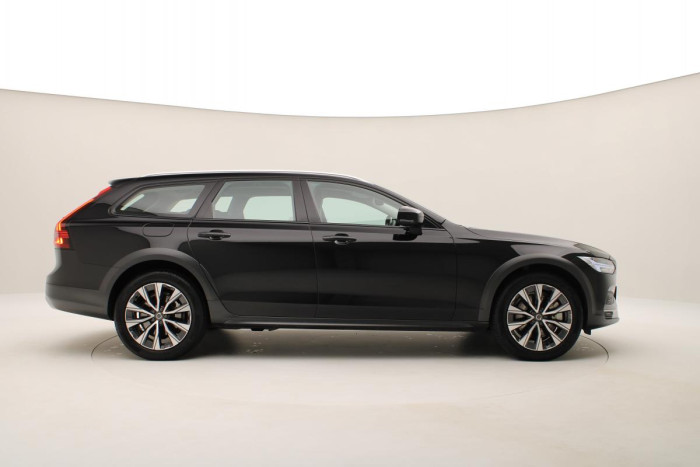 Volvo V90 CC B4 AWD PLUS AUT CZ