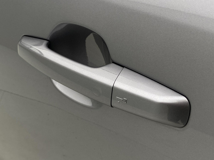 Jaguar F-Pace P250 R-DYNAMIC SE REZERVACE 2.0 Dynamic SE