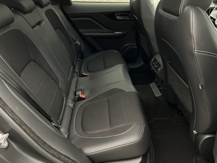 Jaguar F-Pace 20d R-SPORT AWD AUT CZ 2.0 d Sport
