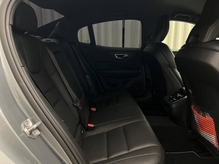 Volvo S60 T5 R-DESIGN POLESTAR AUT CZ