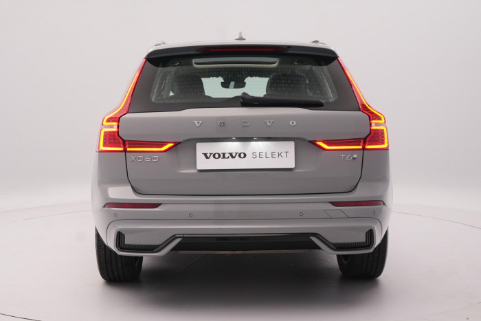 Volvo XC60 T6 AWD RECHARGE AUT CZ 1.maj