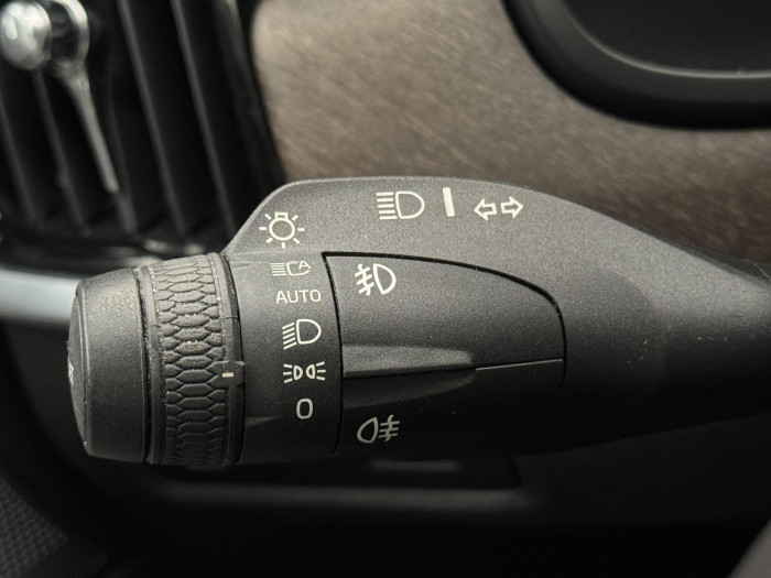 Volvo V90 CC D4 AWD INSCRIPTION AUT 2.0 d CC CC