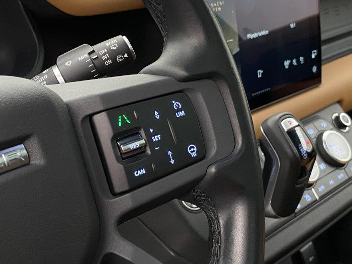 Land Rover Defender 130 D300 HSE AWD AUT CZ 3.0 d