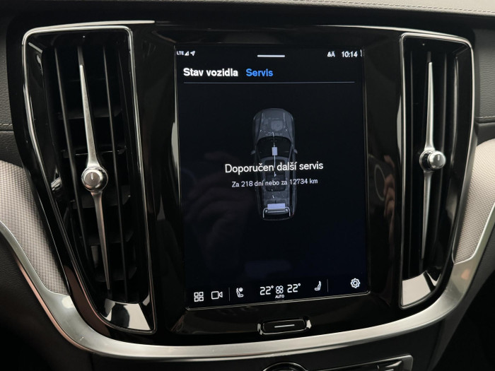 Volvo V60 B4 ULTIMATE DARK AUT