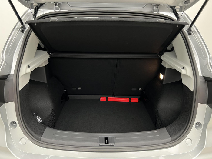 MG ZS ESSENTIAL PLUS 1.5 REZERVACE