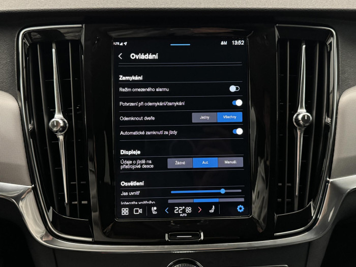 Volvo V90 T6 AWD RECHARGE PLUS DARK AUT