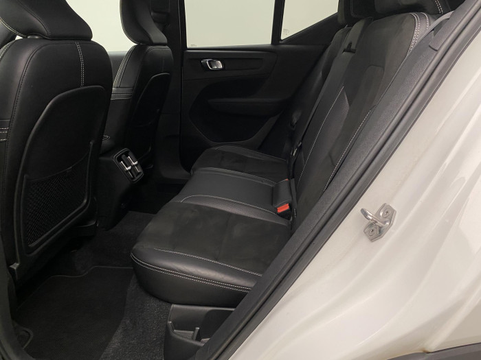 Volvo XC40 D4 AWD R-DESIGN AUT 2.0 d