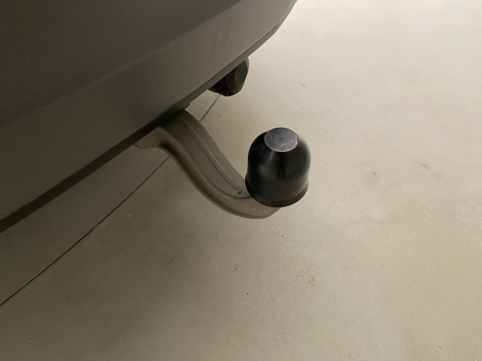 Land Rover Discovery 3,0 SD6 AWD SE AUT REZERVACE 3.0 SE