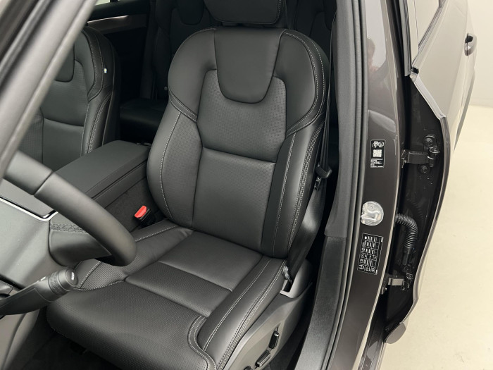 Volvo XC90 T8 AWD RECHARGE DARK PLUS AUT
