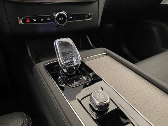 Volvo XC90 T8 AWD RECHARGE BRIGHT PLUS 7m