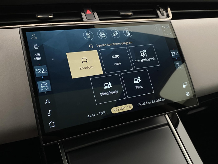 Land Rover Range Rover Evoque D200 AWD DYNAMIC SE CZ 1.maj 2.0 d Dynamic SE