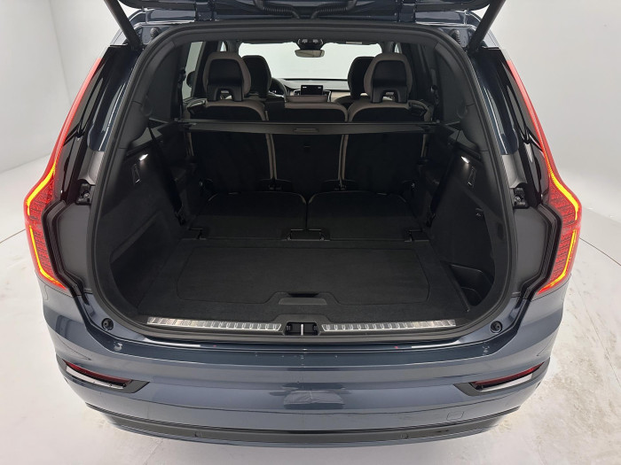 Volvo XC90 B5 AWD AUT DARK PLUS 7míst