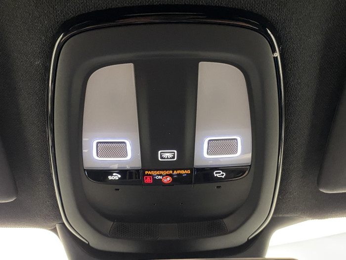 Volvo XC40 B4 PLUS BLACK EDITION AUT CZ