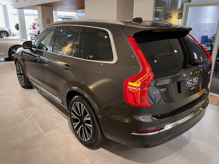 Volvo XC90 T8 AWD AUT  ULTRA 7-míst