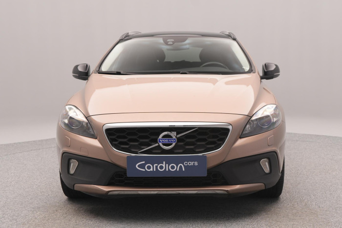 Volvo V40 CC T5 AWD SUMMUM REZERVACE 2.5 CC CC Summum