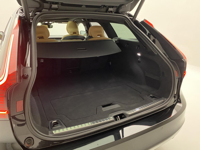 Volvo V90 T8 AWD Plug-in BRIGHT ULTRA