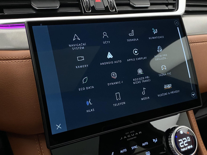 Jaguar F-Pace D300 R-DYNAMIC HSE REZERVACE 3.0 d Dynamic