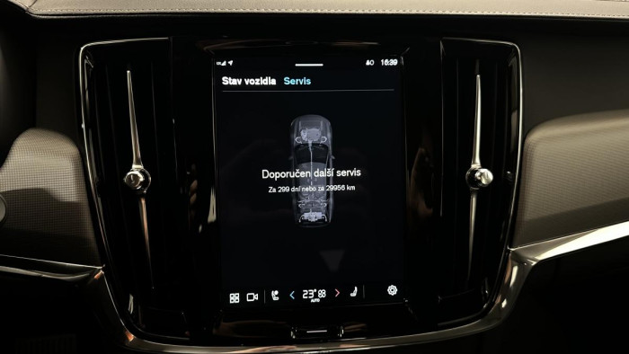 Volvo V90 CROSS COUNTRY B4 AWD REZERVACE